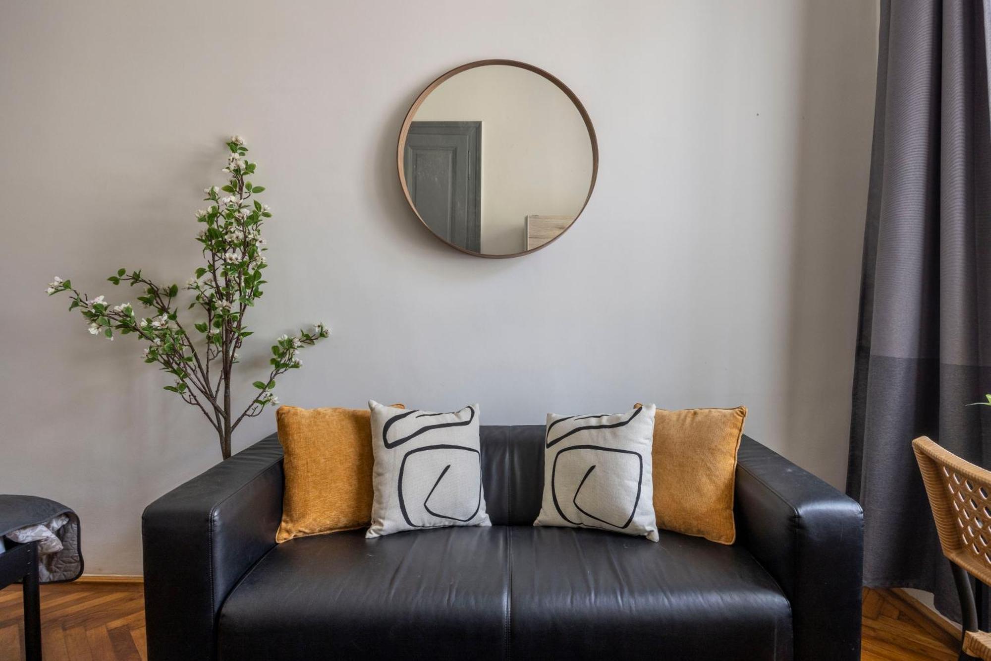 Charming & Cozy Stylish Apartment In The Heart Of Budapest Exteriör bild